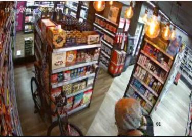 nisa-faveersham Cam 3